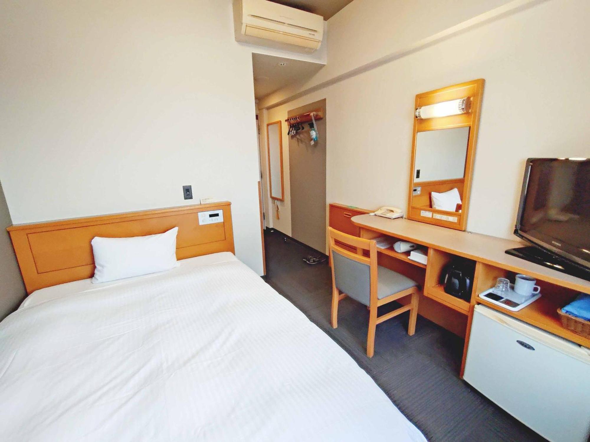 Hotel Route-Inn Toyokawa Inter Kültér fotó